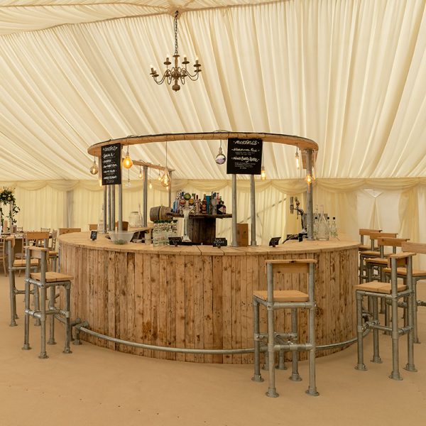 Rustic bar for hire - made from recycled pallets - by Barny Lee Marquees