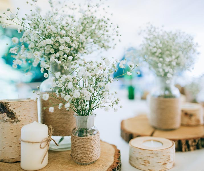 natural rustic table setting ideas for your wedding with sisal rope and silver birch